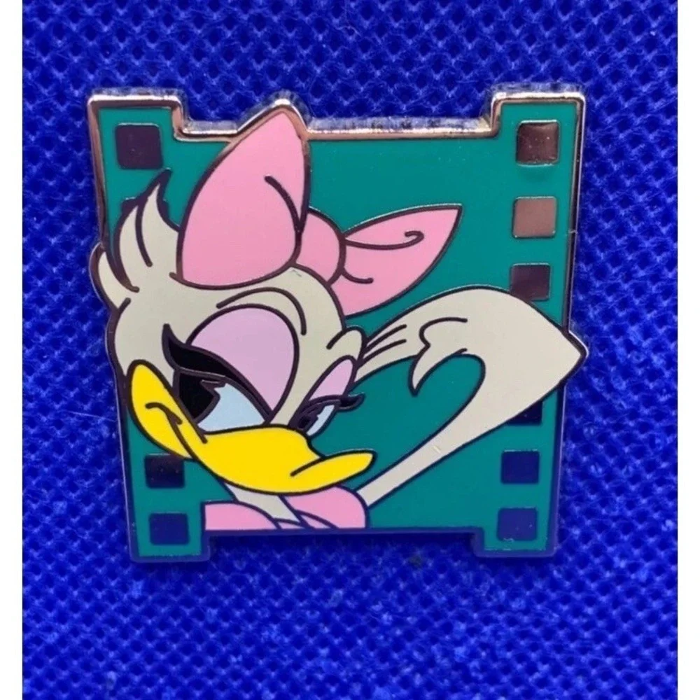 Daisy Duck Disney Trading Pin Film Strip 2017 WDW Mickey Friends Starter set